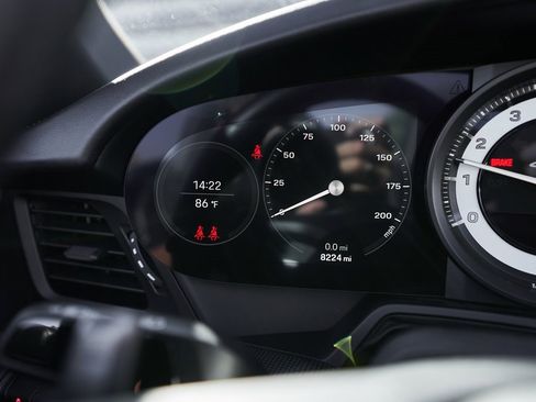 Used 2024 Porsche 911 Carrera GTS w/ Premium Package image 50