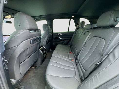 Used 2021 BMW X5 xDrive45e w/ Parking Assistance Package image 16