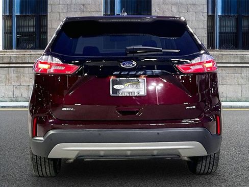 Certified 2024 Ford Edge SEL w/ Convenience Package image 4
