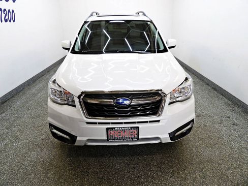 Used 2018 Subaru Forester 2.5i Limited AWD/4WD image 2