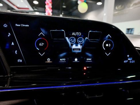 Used 2023 Cadillac Escalade V w/ LPO, ONYX Package image 49