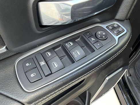 Used 2024 RAM 2500 Laramie w/ Safety Group AWD/4WD image 18