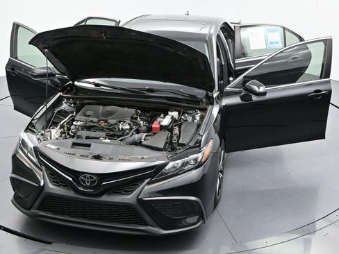 Used 2021 Toyota Camry SE w/ Cold Weather Package AWD/4WD image 44