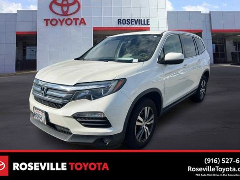 Used 2018 Honda Pilot EX image 1