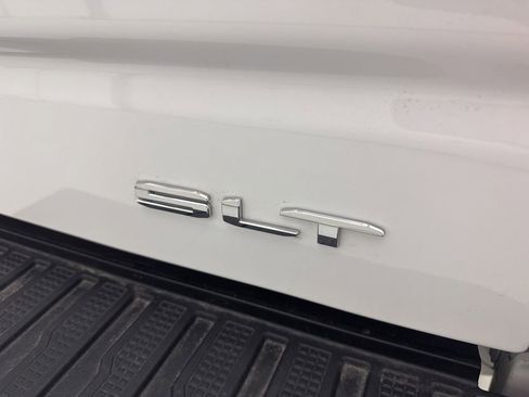 New 2026 GMC Sierra 1500 SLT w/ SLT Premium Plus Package AWD/4WD image 10