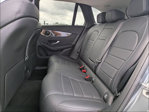 Used 2022 Mercedes-Benz GLC 300 w/ Premium Package Lite image 13