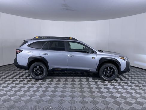 Used 2025 Subaru Outback Wilderness image 10