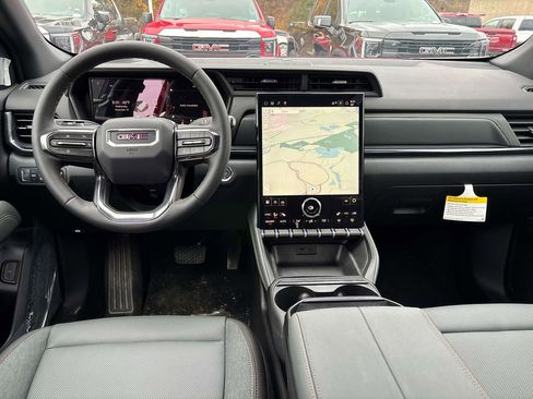 New 2026 GMC Terrain AT4 w/ LPO, Black Badging Package image 7