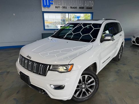 Used 2017 Jeep Grand Cherokee Overland AWD/4WD image 1