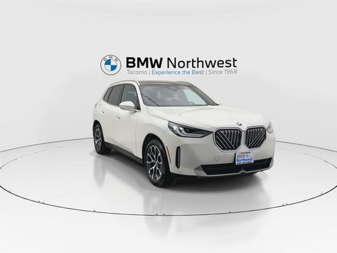 Used 2025 BMW X3 xDrive30i image 7