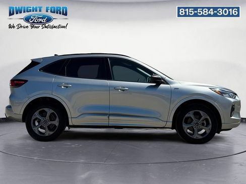 Certified 2024 Ford Escape ST-Line AWD/4WD image 6