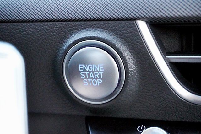 Certified 2025 Hyundai Sonata SEL FWD image 39