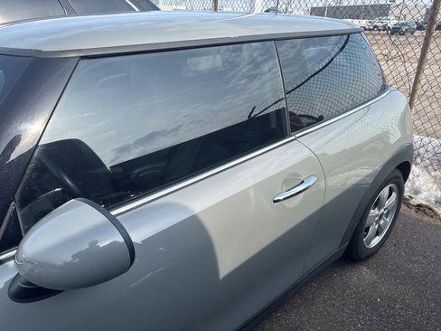 Used 2019 MINI Cooper 2-Door Hardtop image 8