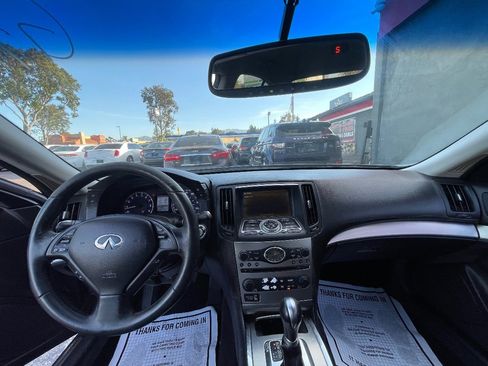 Used 2011 INFINITI G37 Journey image 11