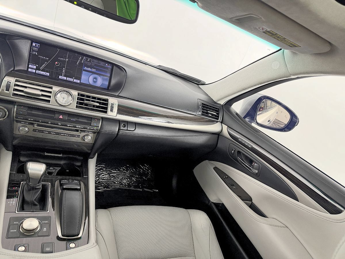 Used 2014 Lexus LS 460 w/ Comfort Package RWD image 61