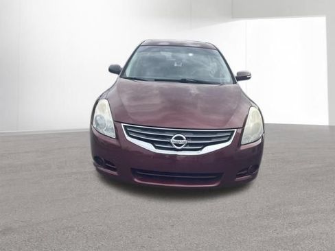 Used 2010 Nissan Altima 2.5 SL w/ SL Pkg FWD image 2