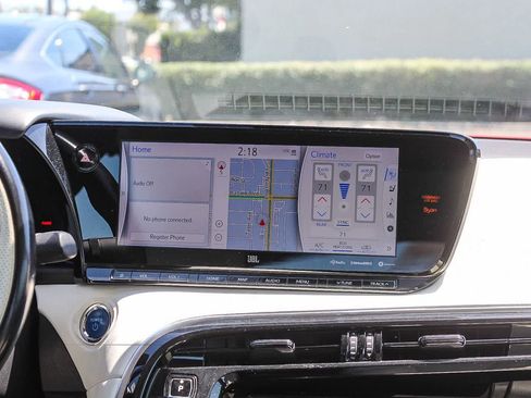 Used 2021 Toyota Mirai RWD image 19