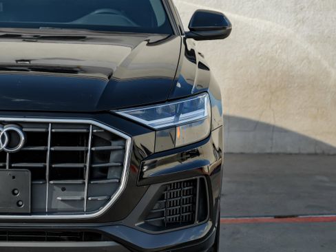 Used 2021 Audi Q8 Premium w/ Convenience Package image 44