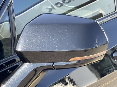 Used 2024 Cadillac XT4 Sport AWD/4WD image 18