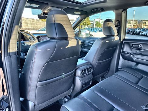 Certified 2025 Honda Ridgeline TrailSport image 19