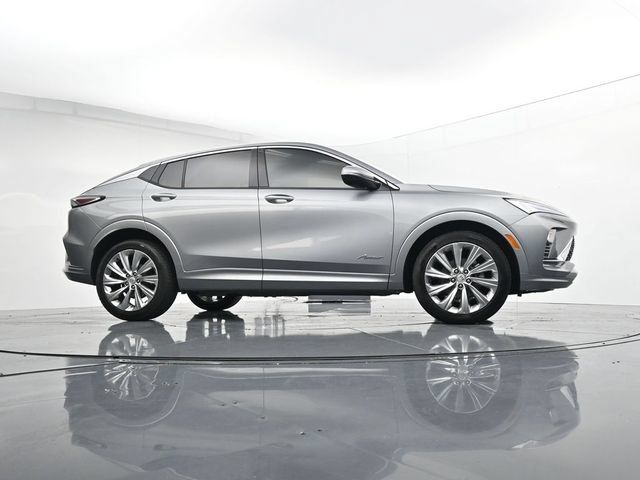 Used 2024 Buick Envista Avenir FWD image 30