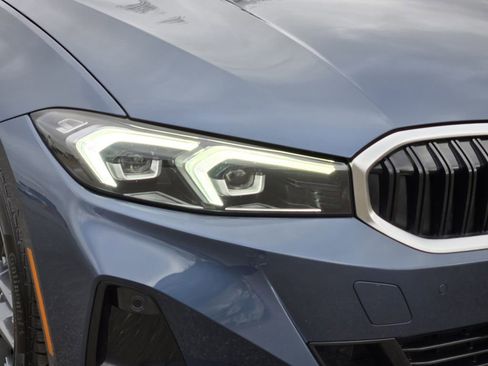 Certified 2025 BMW 330i xDrive Sedan w/ Premium Package image 9