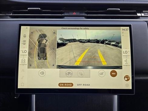 New 2026 Land Rover Range Rover Long Wheelbase SE image 14