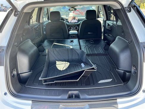 New 2026 Chevrolet Blazer LT w/ Convenience Package AWD/4WD image 5