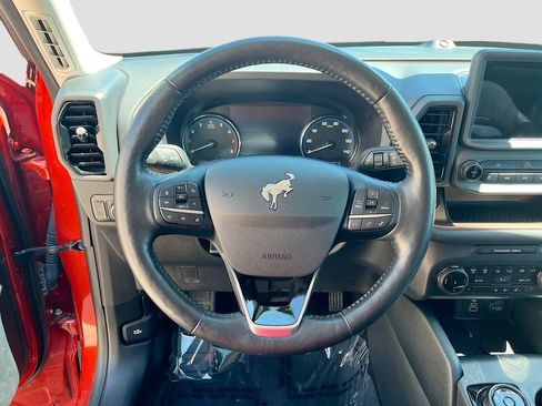 Used 2023 Ford Bronco Sport Outer Banks w/ Tech Package AWD/4WD image 11