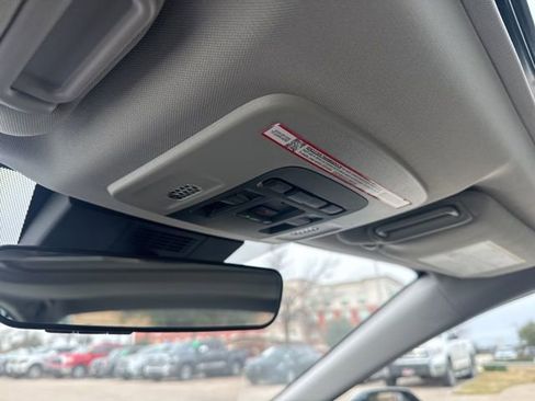 Used 2025 Toyota Camry LE image 17