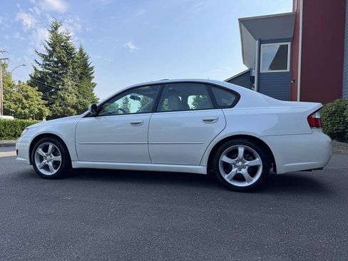 Used 2009 Subaru Legacy 2.5i Special Edition AWD/4WD image 5