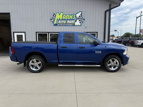 Used 2017 RAM 1500 Express AWD/4WD image 7
