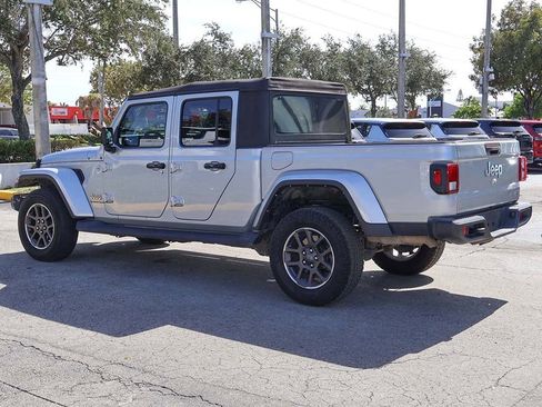 Used 2022 Jeep Gladiator Overland image 6