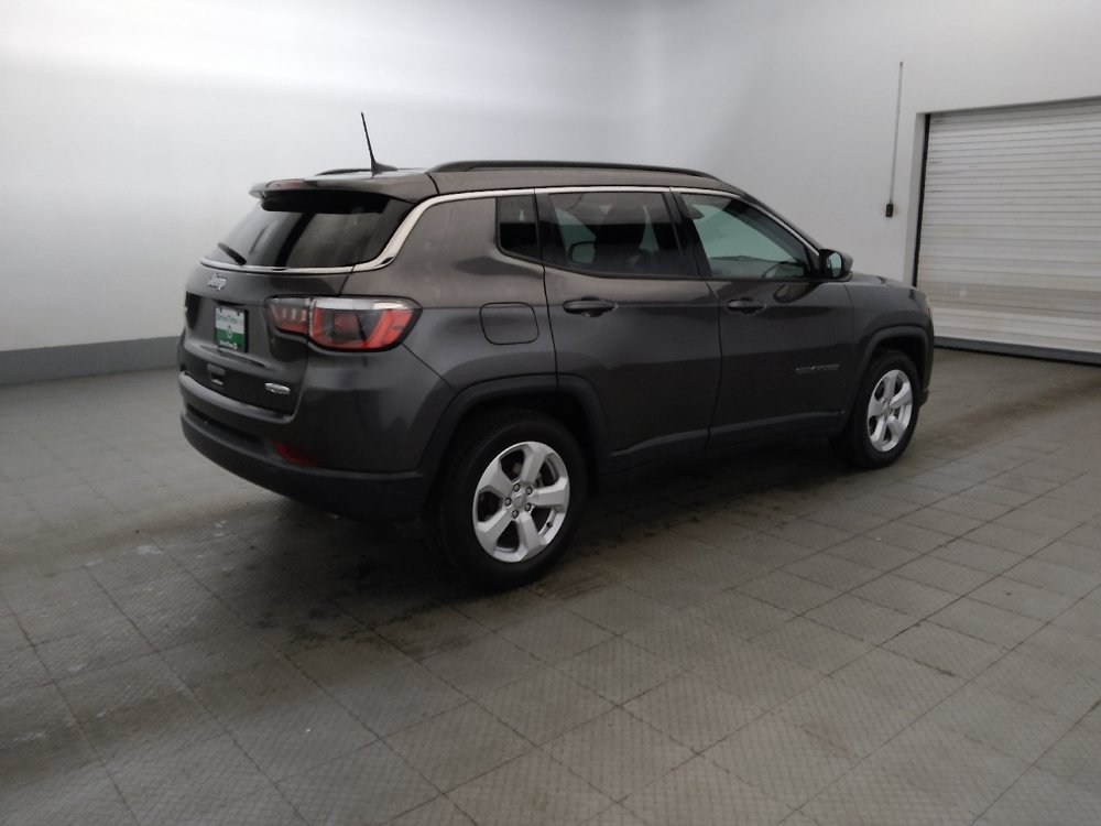Used 2019 Jeep Compass Latitude w/ Popular Equipment Group FWD image 10