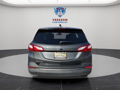 Used 2019 Chevrolet Equinox LS w/ LS Convenience Package image 5