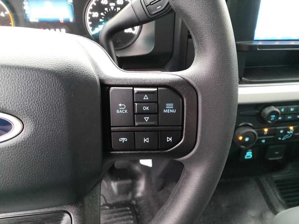New 2024 Ford F550 Luxury RWD image 10