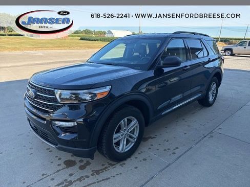 Used 2023 Ford Explorer XLT w/ Equipment Group 202A image 3