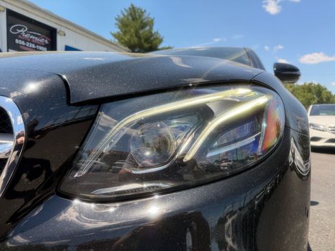 Used 2018 Mercedes-Benz E 300 4MATIC image 27