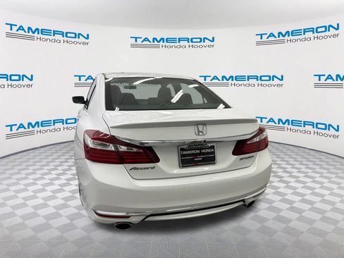 Used 2017 Honda Accord Sport image 4