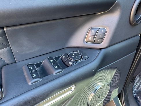 Used 2022 Ford Expedition Platinum image 30