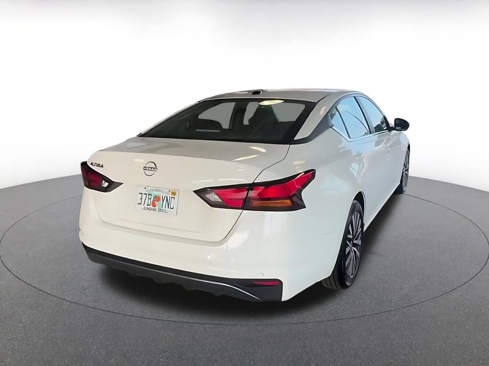 Used 2026 Nissan Altima 2.5 SV FWD image 14