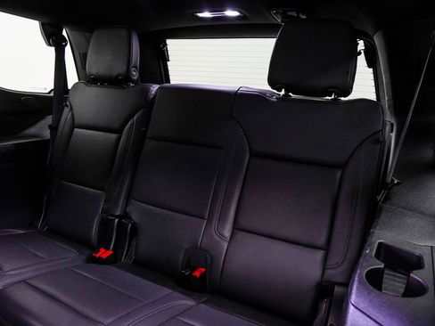 Used 2024 Chevrolet Tahoe LT RWD image 19