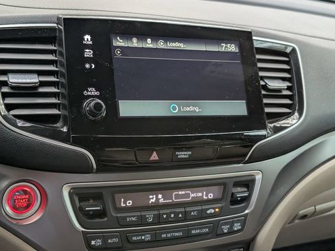 Used 2019 Honda Pilot EX image 19