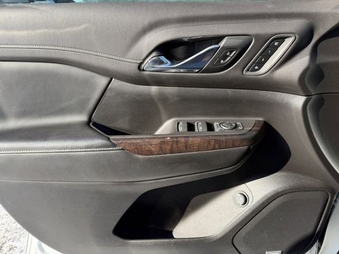 Used 2020 GMC Acadia Denali w/ LPO, Floor Liner Package image 40