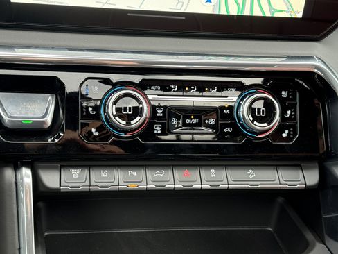 New 2026 GMC Sierra 2500 Denali Ultimate image 21