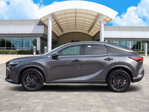 New 2026 Lexus RX 450h AWD image 3