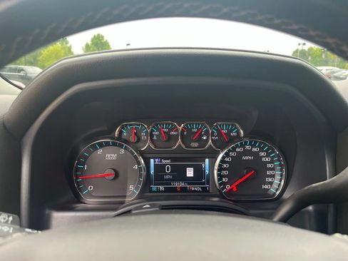 Used 2018 GMC Sierra 2500 SLT w/ Duramax Plus Package AWD/4WD image 22