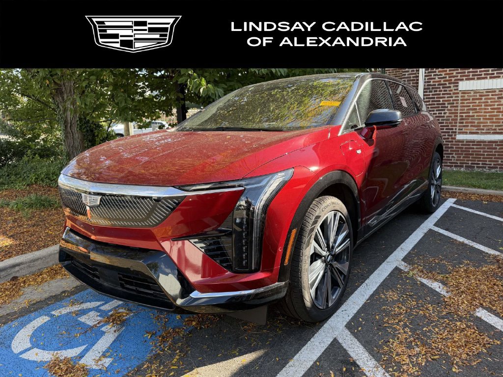 Used 2026 Cadillac Optiq Luxury 2 AWD/4WD image 1