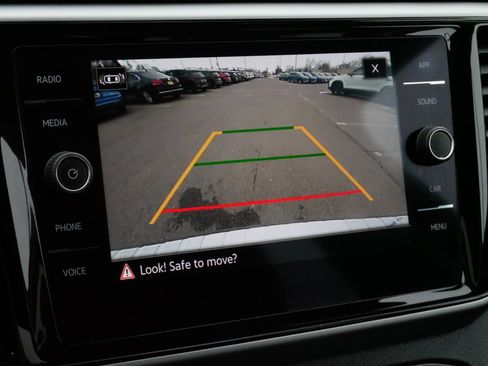 Certified 2023 Volkswagen Atlas SE image 29