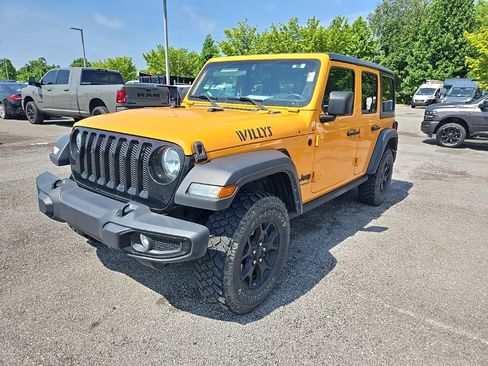 Used 2021 Jeep Wrangler Unlimited Sport AWD/4WD image 3